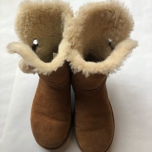 UGG Irina Star Charm Boot - Size 8